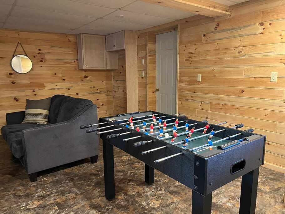 Family Friendly Cottage ☆Walking Distance To Beach Лайънс Хед Екстериор снимка
